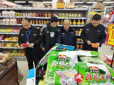 上蔡縣五龍派出所聯合食藥監部門開展食品安全大檢查活動